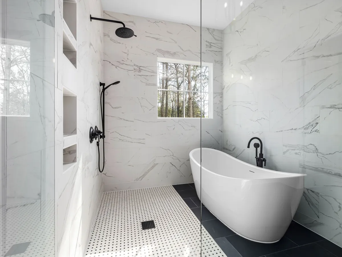 Modern bathroom with a freestanding bath